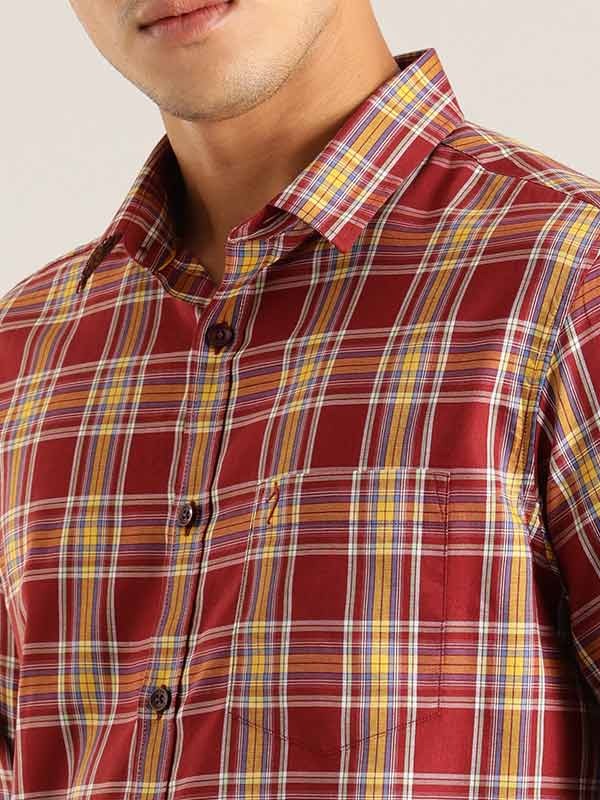 Indian Terrain Men's Slim Fit Full Sleeve Checkered Maroon Shirt